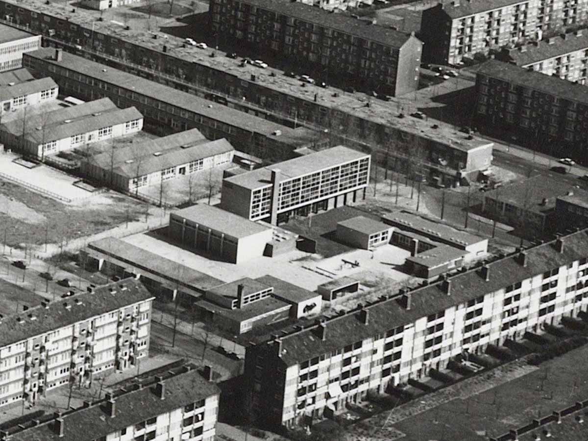 historic aerial photo from 1973 showing original shool by beta architect amsterdam evert klinkenberg gus auguste van oppen
