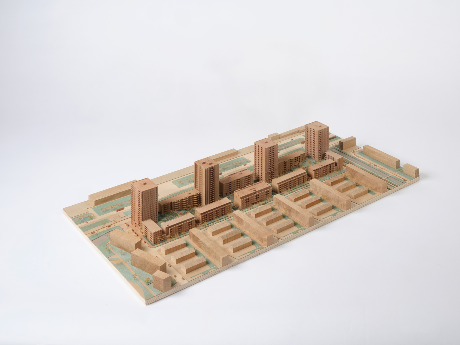 click to enlarge and start slideshow model photograph of Hoogveen project by beta architects amsterdam evert klinkenberg auguste gus van oppen model by Studio Basic Batista Lopes image by Tim Stet